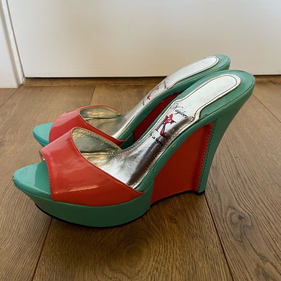 2/20 color block platform heels - Picture 2 of 7